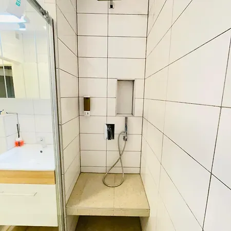 Urbank - Self Check-in Timișoara