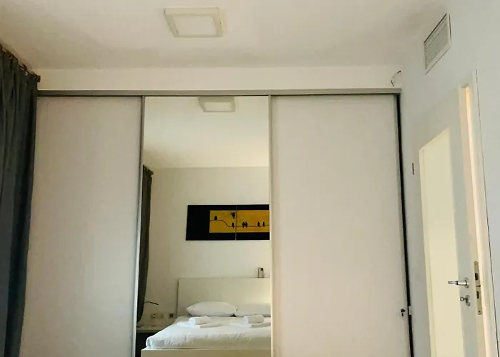 Apartamento Urbank - Self Check-in Timişoara